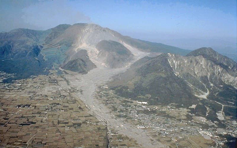 Depositi piroclastici sul fianco del Monte Unzen dopo l'eruzione del 1991