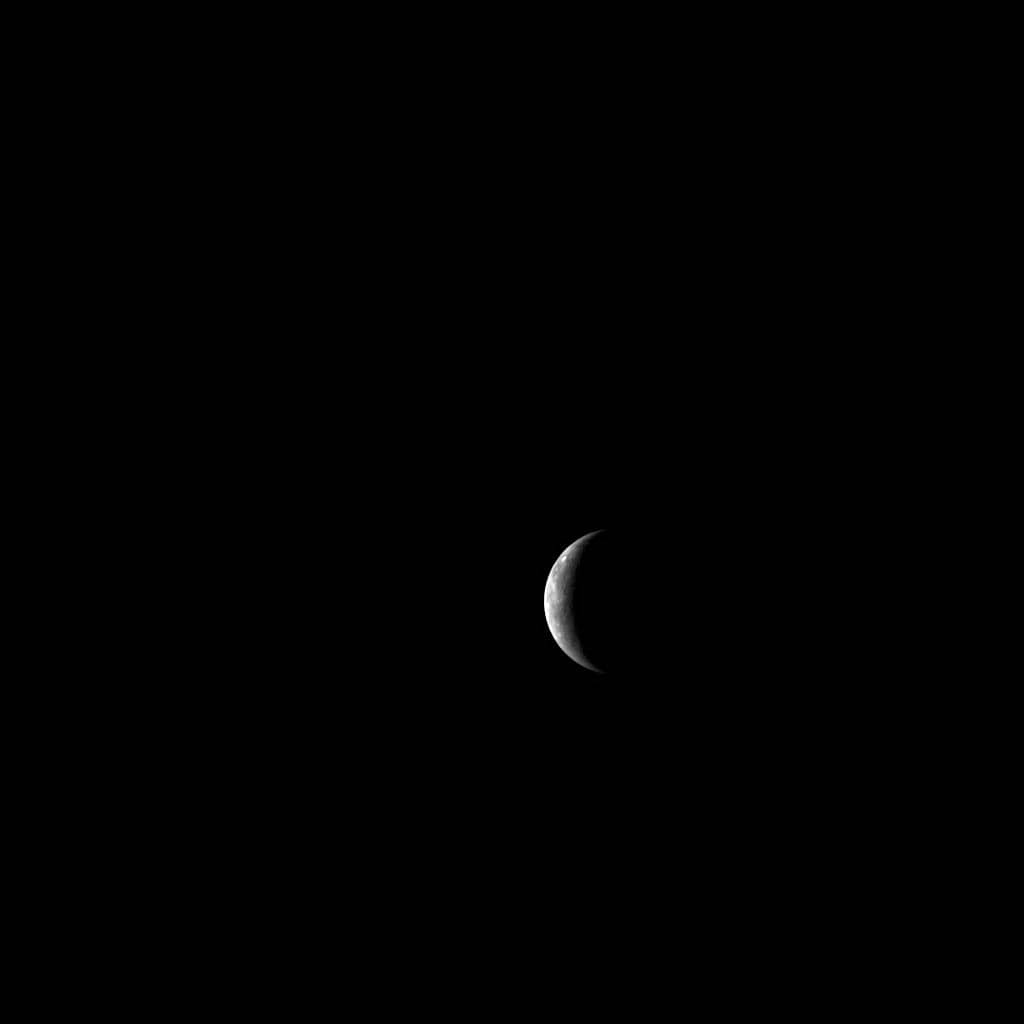Il pianeta Mercurio fotografato dalla sonda MESSENGER della NASA