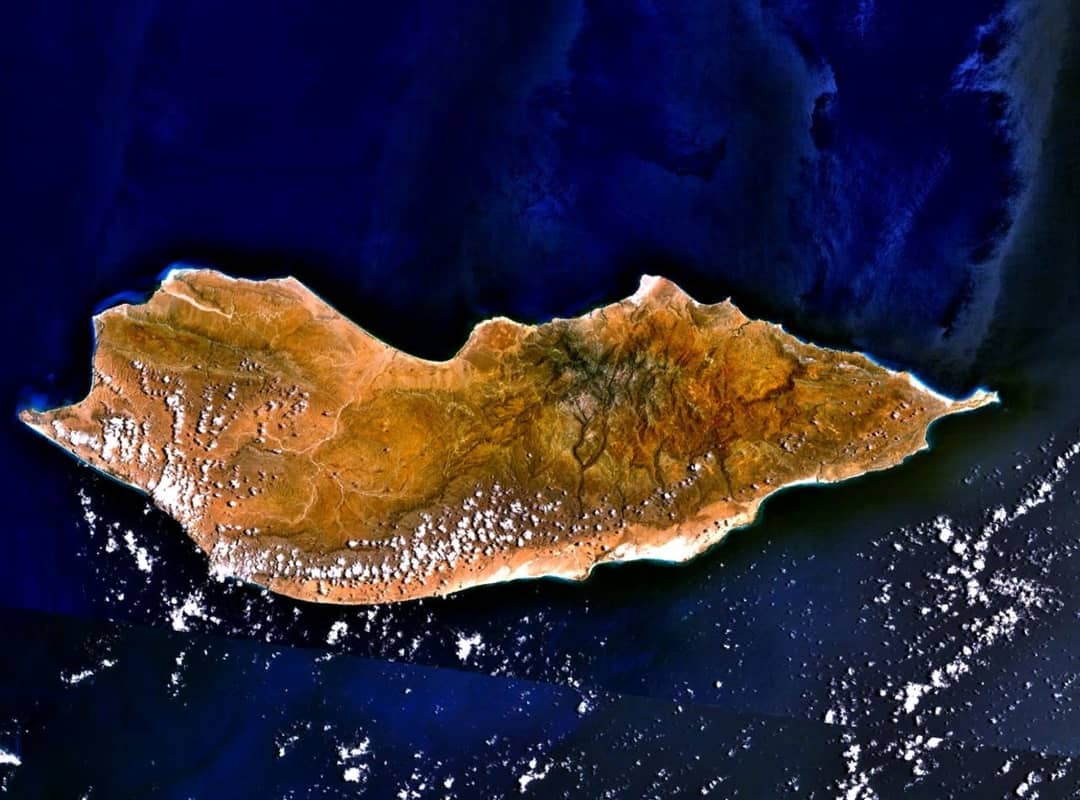 Vista satellitare dell'isola di Socotra nell'Oceano Indiano