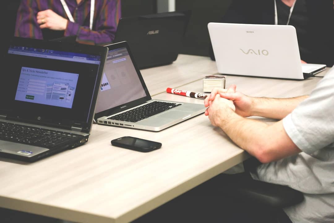 Gruppo di lavoro in una riunione di pianificazione