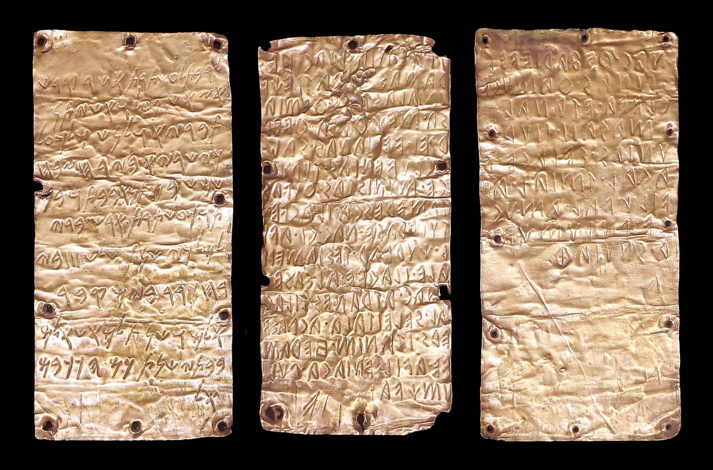 Le tre Lamine di Pyrgi in oro: iscrizioni in etrusco e fenicio del 500 a.C.