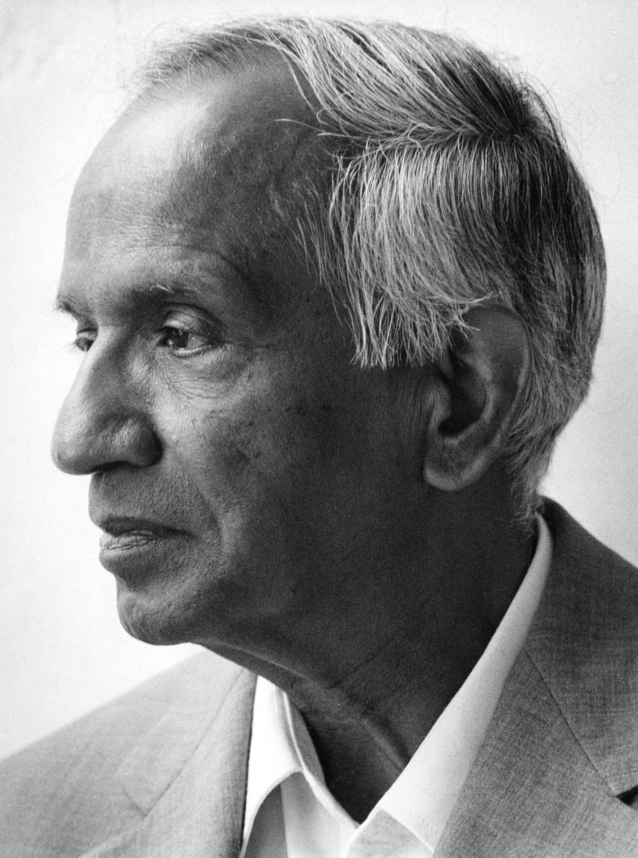 Ritratto dell'astrofisico Subrahmanyan Chandrasekhar