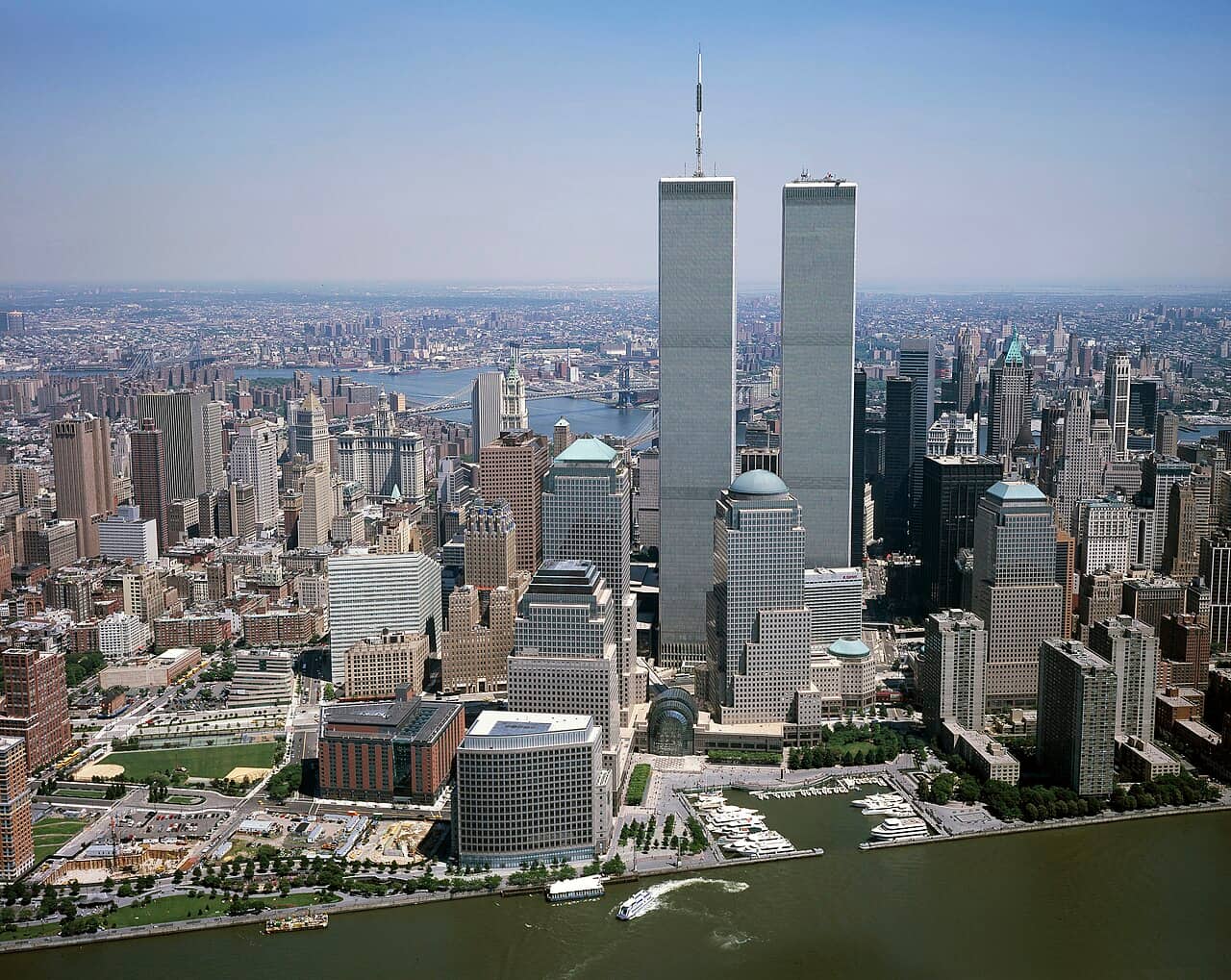 Le Torri Gemelle del World Trade Center di New York, teatro dell'impresa di Philippe Petit nel 1974